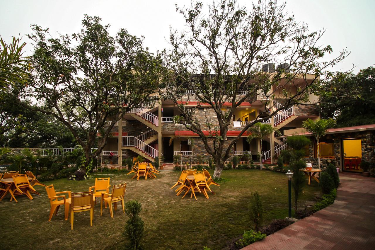 V Resorts Dukes Den Resort Rāmnagar Exterior foto