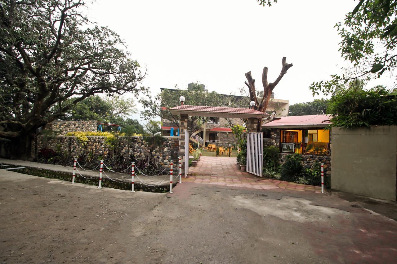 V Resorts Dukes Den Resort Rāmnagar Exterior foto